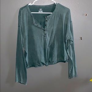 1/4 button up Green Top